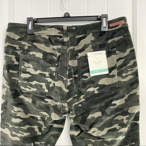 NWT Anthropologie Pilcro Camouflage High-Rise Skinny Corduroy Pants - Picture 10 of 10